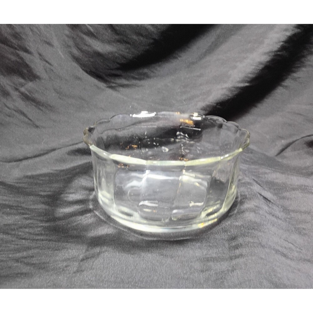 Clear Glass Paneled Bowl with Scalloped Edges